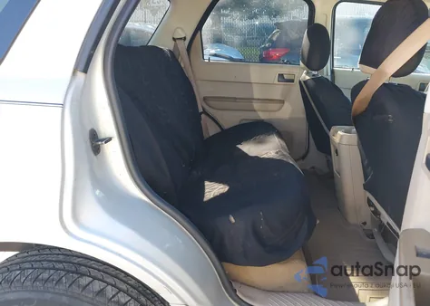 2008 Ford Escape Xlt из США, поврежденный, VIN 1FMCU93128KD99824